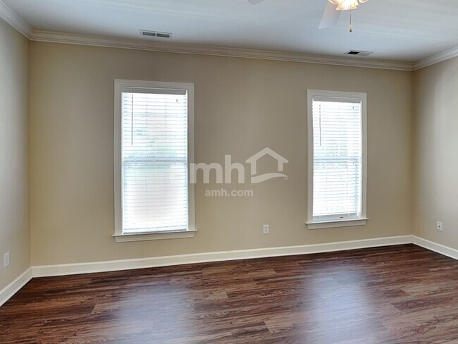 Building Photo - 4307 Sages Ave