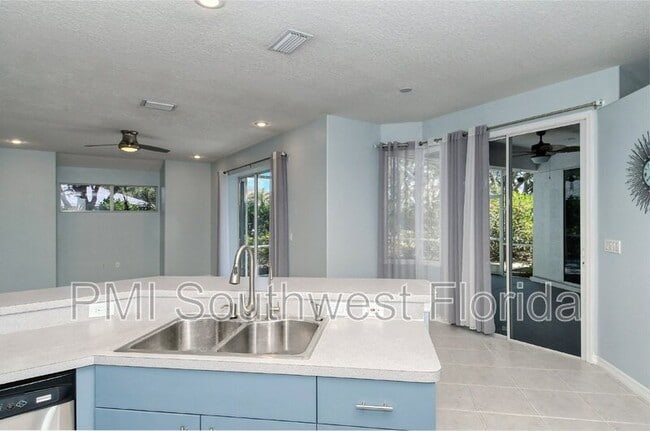 Building Photo - 607 Oak River Ct