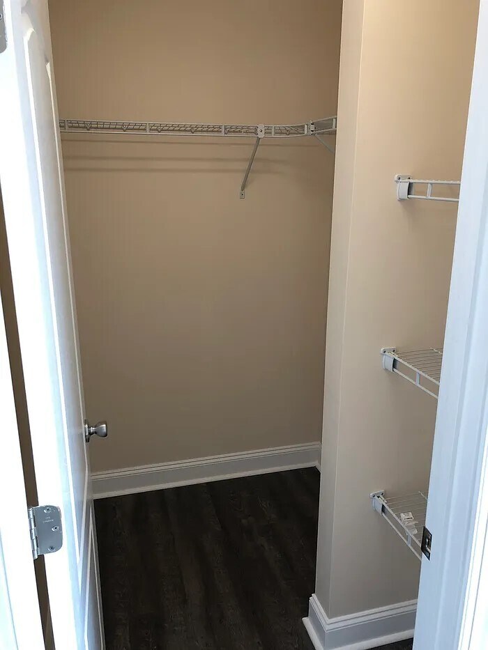 Building Photo - 655 Twisted Oak Dr NW