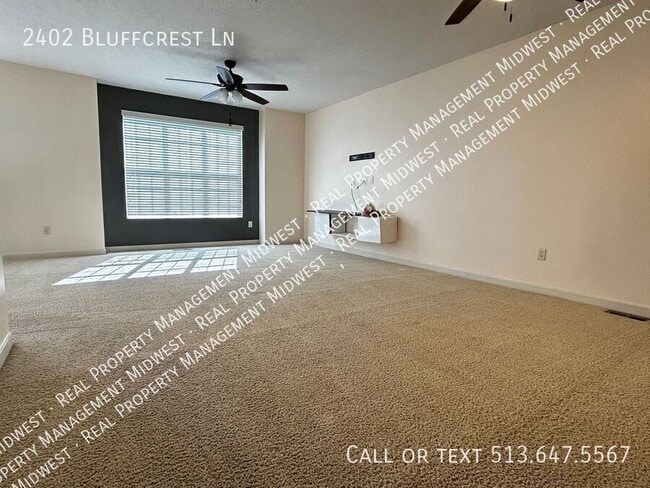 Building Photo - 2402 Bluffcrest Ln