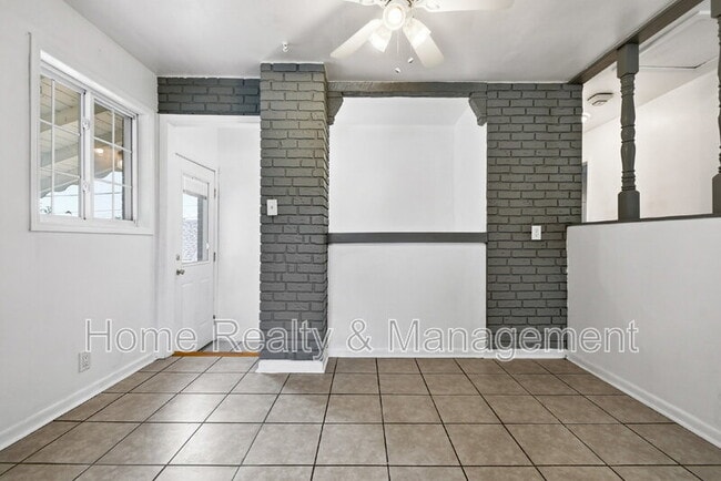 Building Photo - 10712 Loren Ln