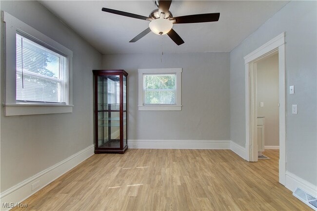 Building Photo - 1213 McKinley Ave