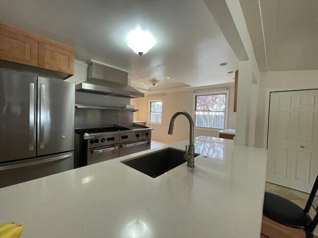 Building Photo - 14901 Nelson Way