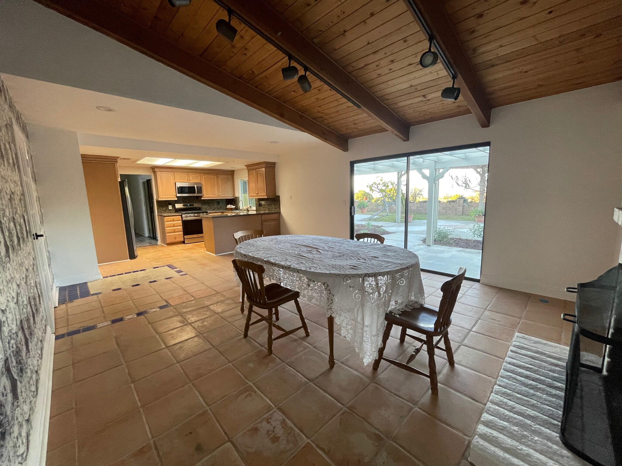 Building Photo - 25660 Allen Way