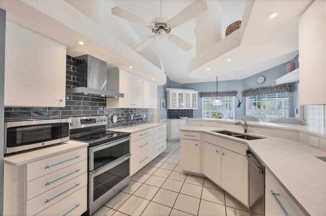 Building Photo - 11 Amberjack Ln