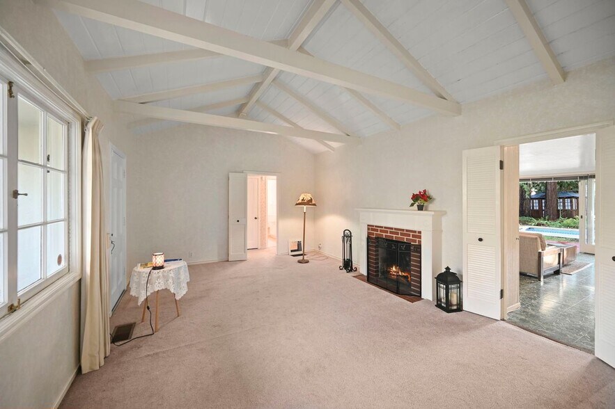 Building Photo - 4055 Marianne Dr