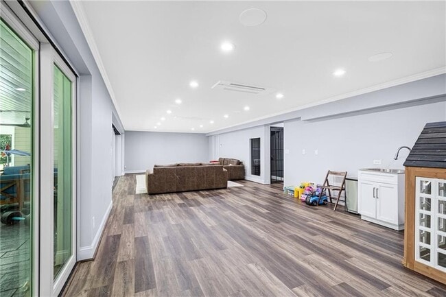 Building Photo - 4332 Cove Way Dr NE