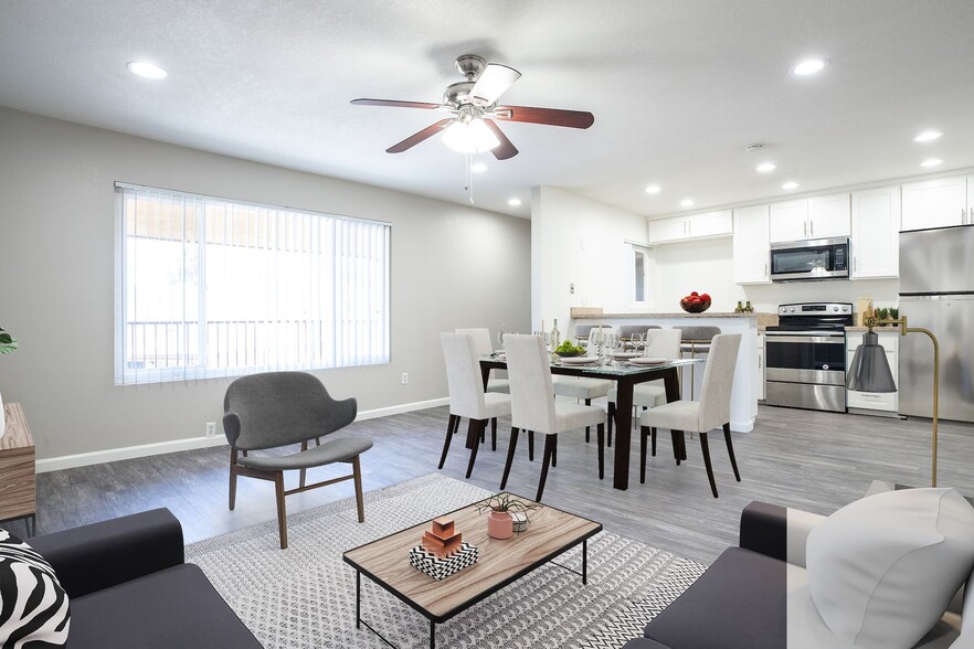 Interior Photo - Country Squire Apartments