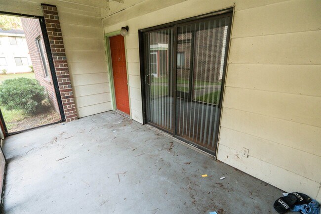 Building Photo - 317 Mabry St