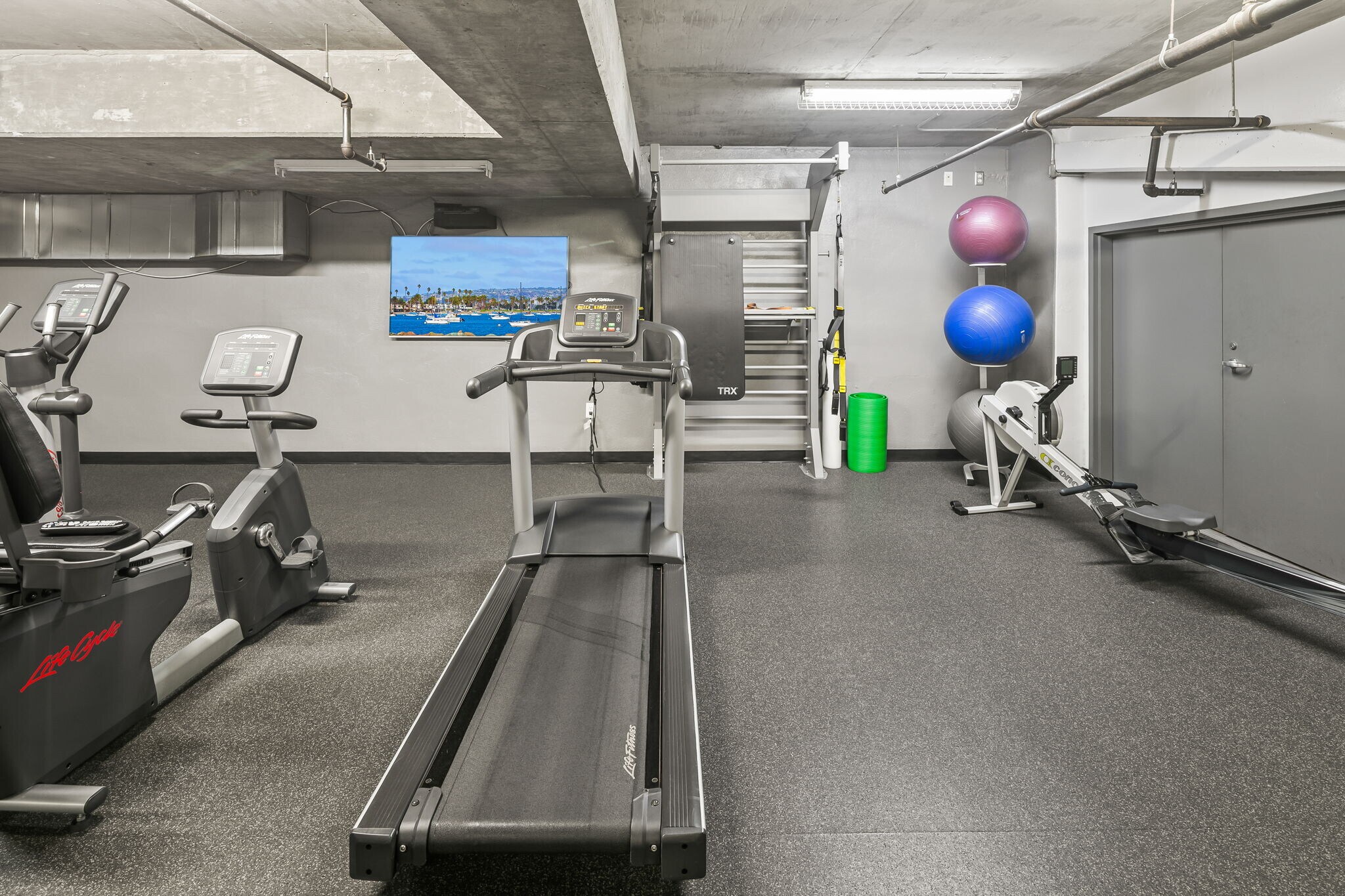 Building Photo - 1150 J St