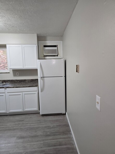 Building Photo - 3047 Simpson Rd