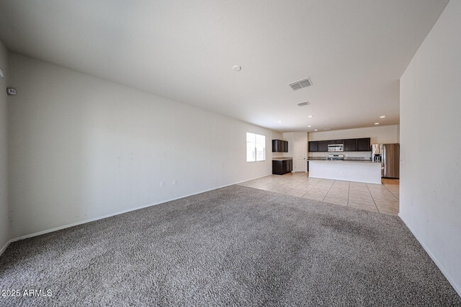 Building Photo - 31041 W Avalon Cir