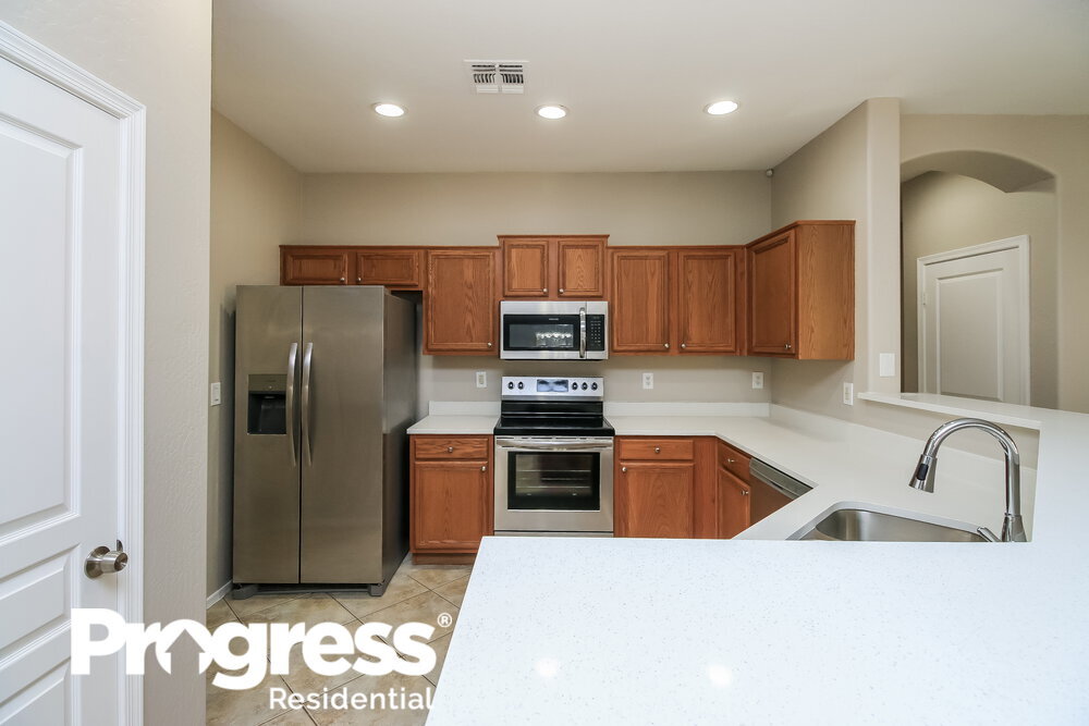 Building Photo - 1958 E Dublin St