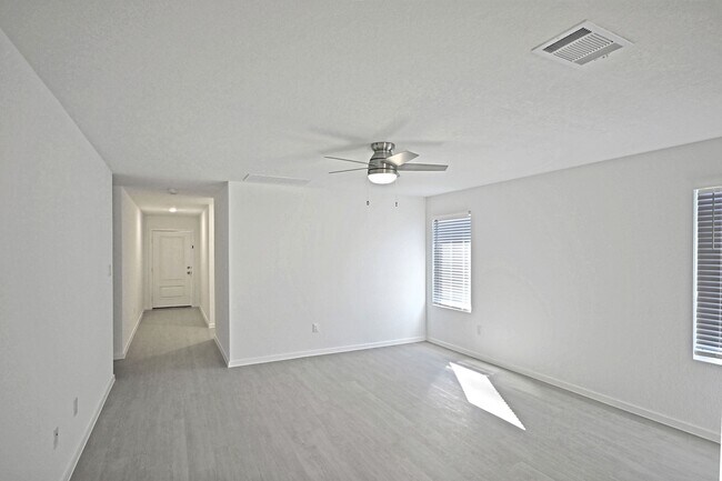 Building Photo - 1808 Stonechat