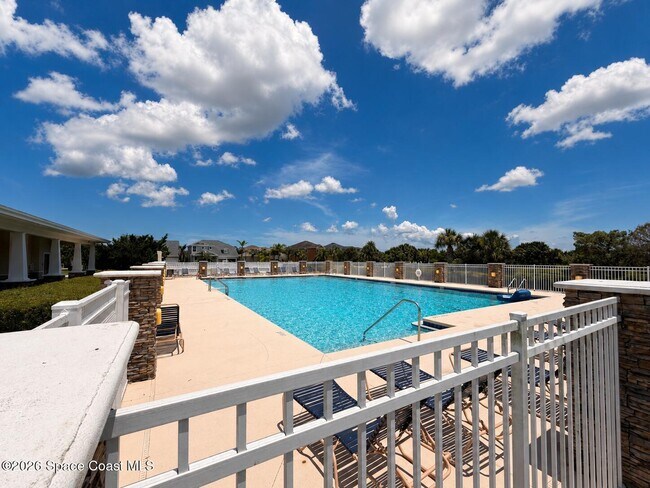 Building Photo - 3450 Brunot Cir