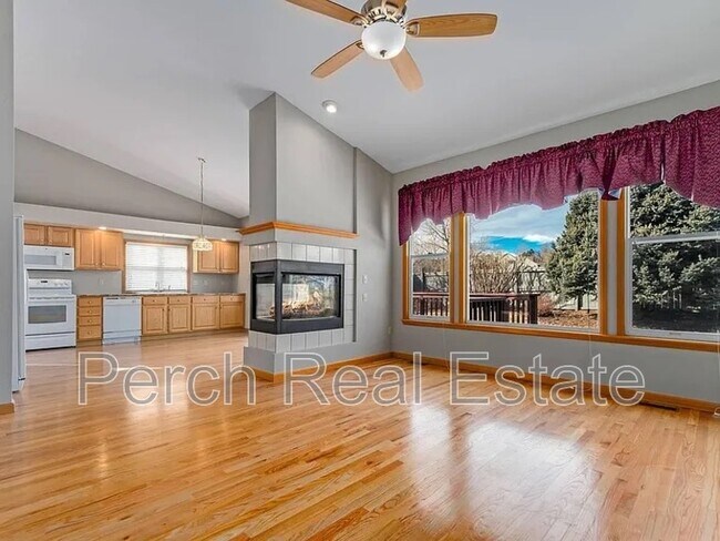 Building Photo - 14041 W Amherst Ave