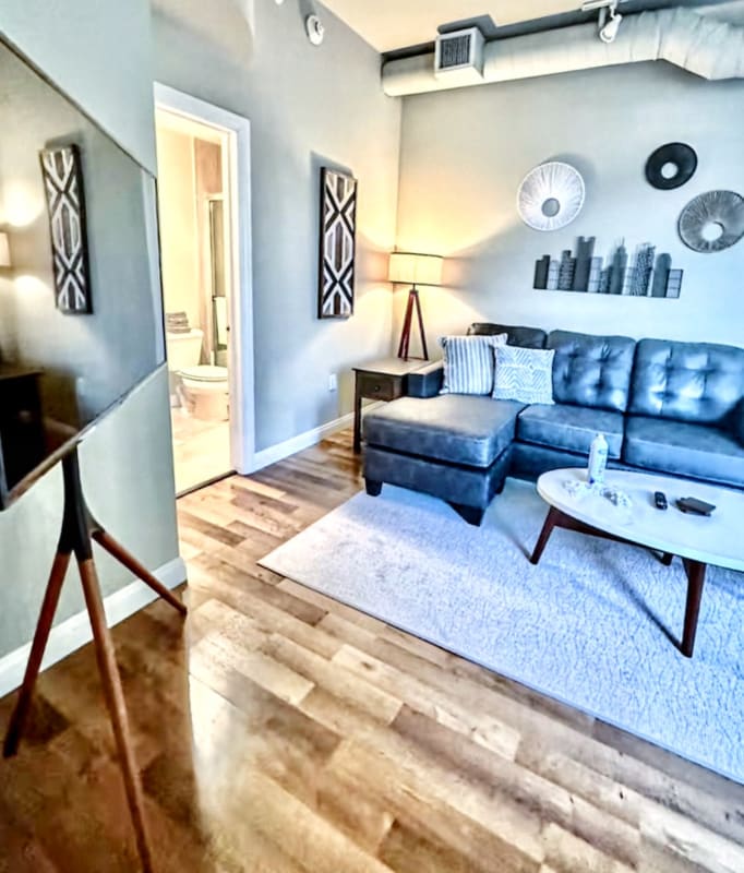 Building Photo - 1001 O St