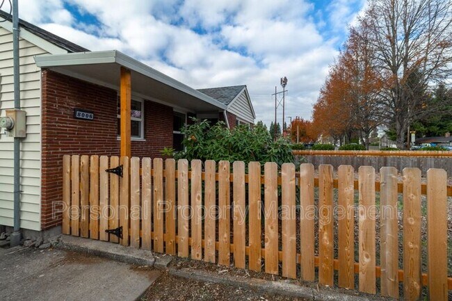 Building Photo - 8006 NW 9th Ave