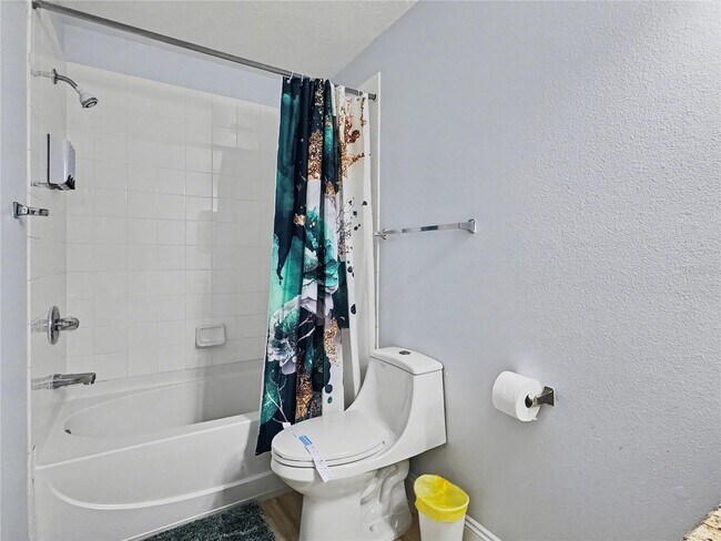 Building Photo - 157 San Carlo Rd