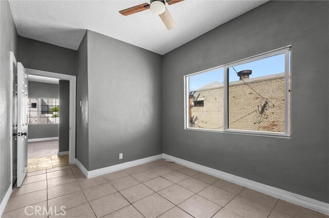 Building Photo - 924 S Sunol Dr