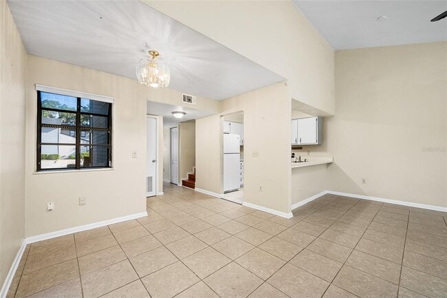 Building Photo - 4427 SW 21st Ln