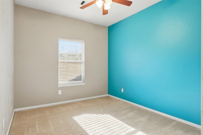 Building Photo - 17423 Morning Star Ave