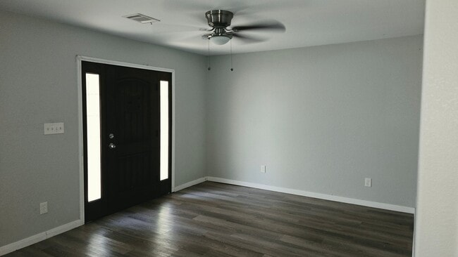 Building Photo - 1214 Carby Rd
