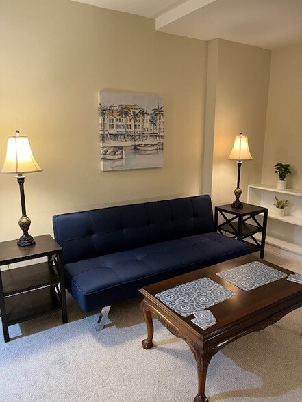 Building Photo - 1011 Arlington Blvd