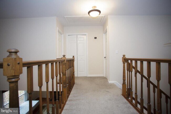 Building Photo - 8391 Miller Pl