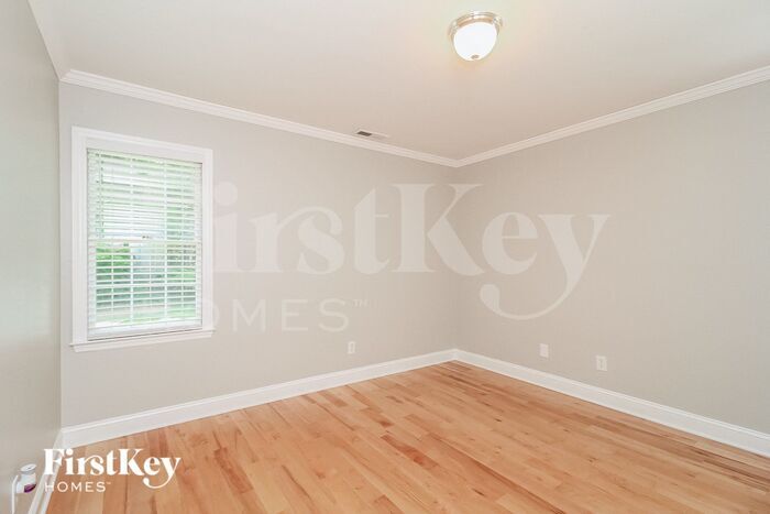 Building Photo - 6845 Greenbrook Dr