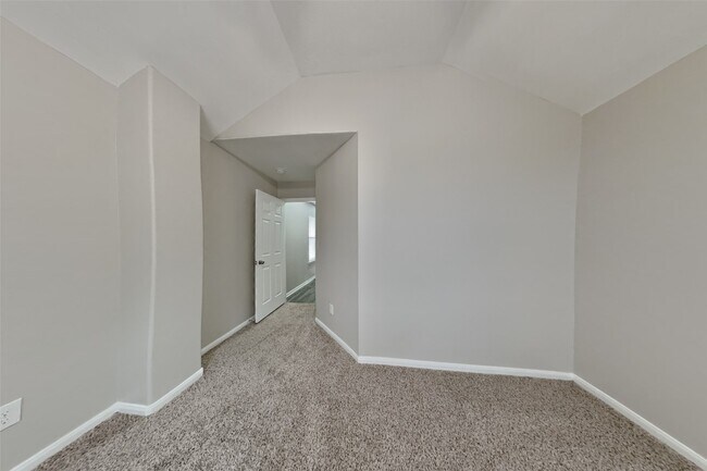 Building Photo - 6746 Windy River Ln