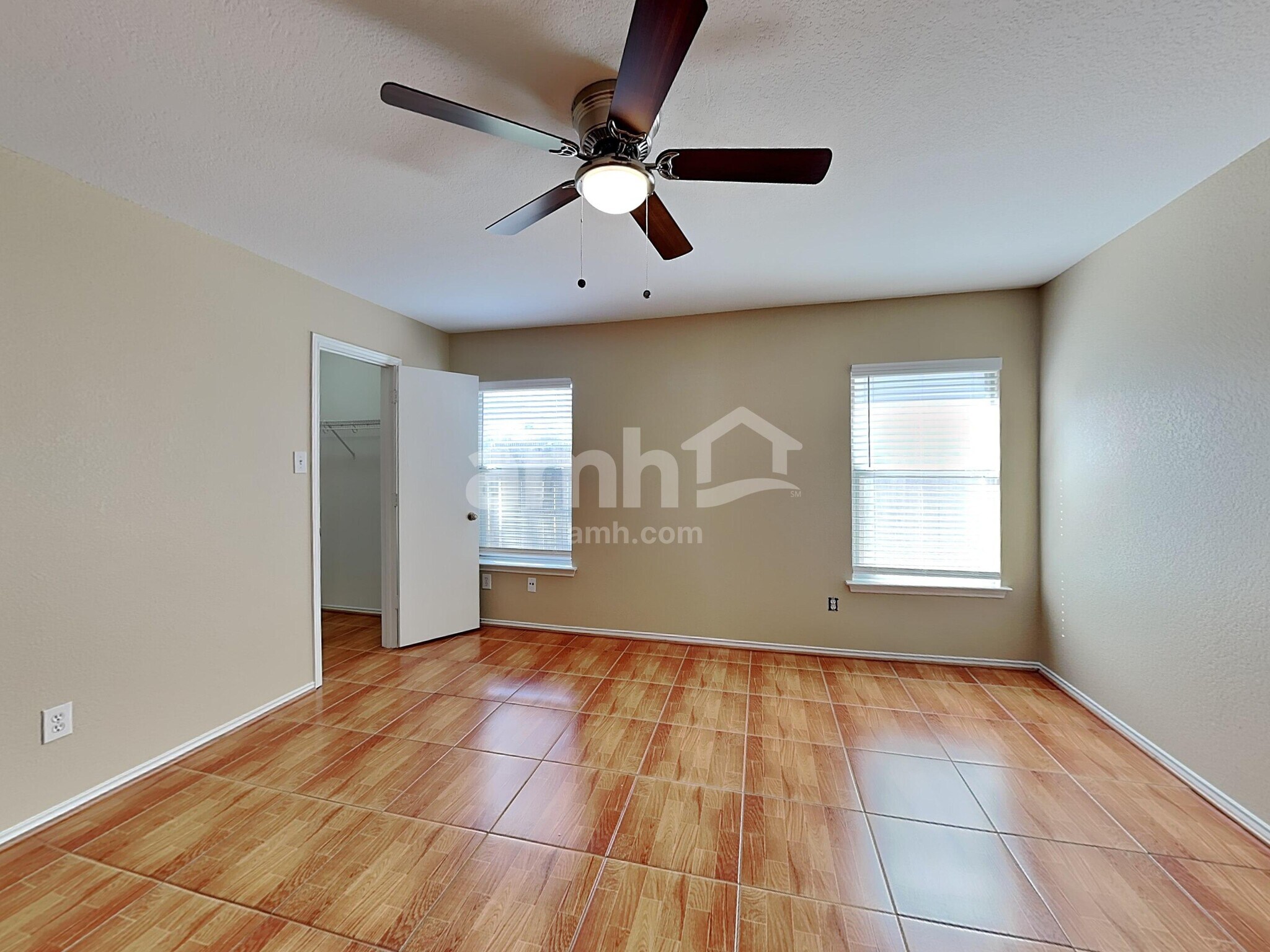 Building Photo - 10832 Otter Pass