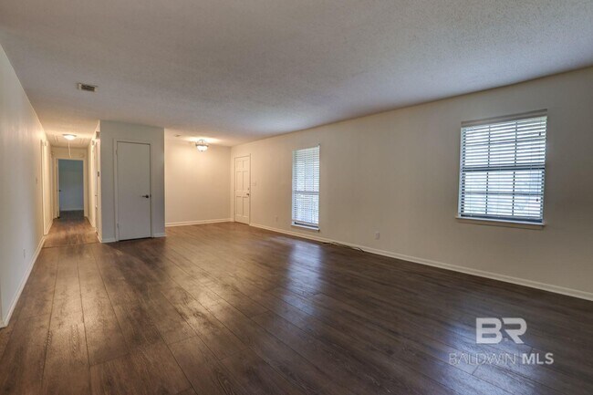 Building Photo - 7269 Charbon Dr