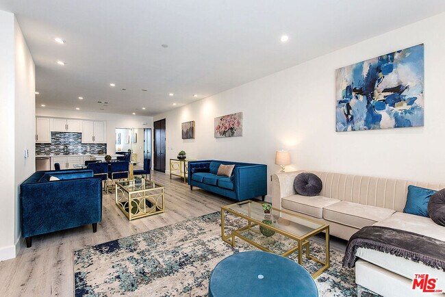 Building Photo - 1249 S Holt Ave