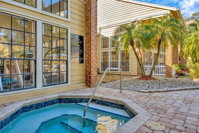 Building Photo - 8635 Mallard Reserve Dr