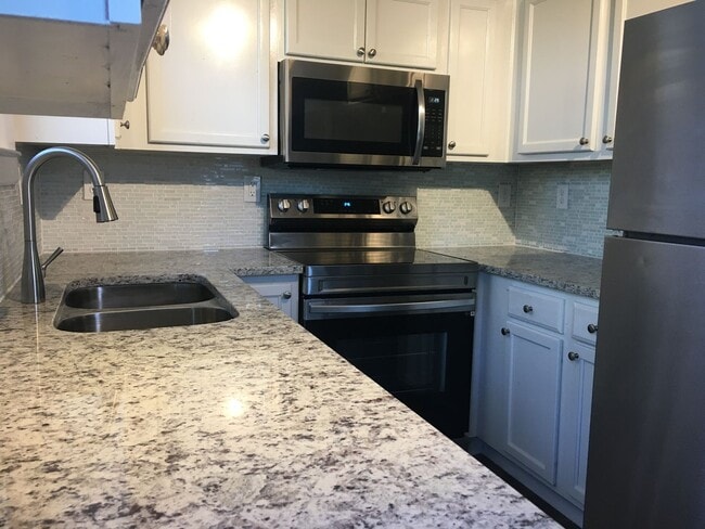 Building Photo - Stylish Garner Home with Granite Counters ...