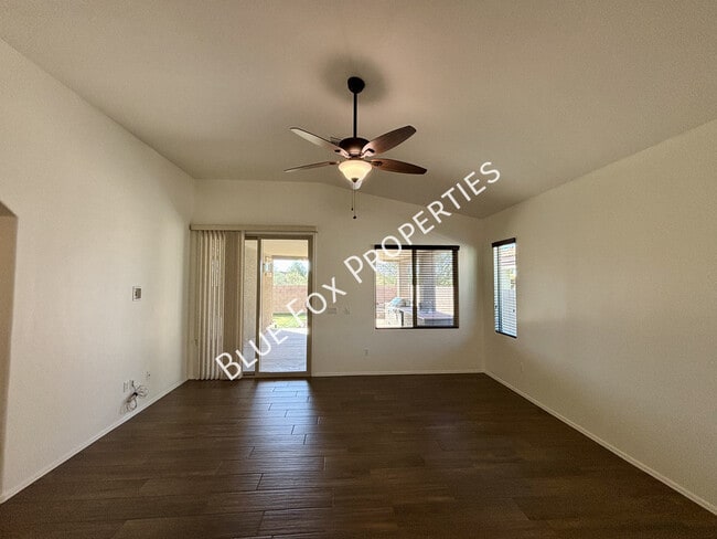 Building Photo - 9906 N Niobrara Way