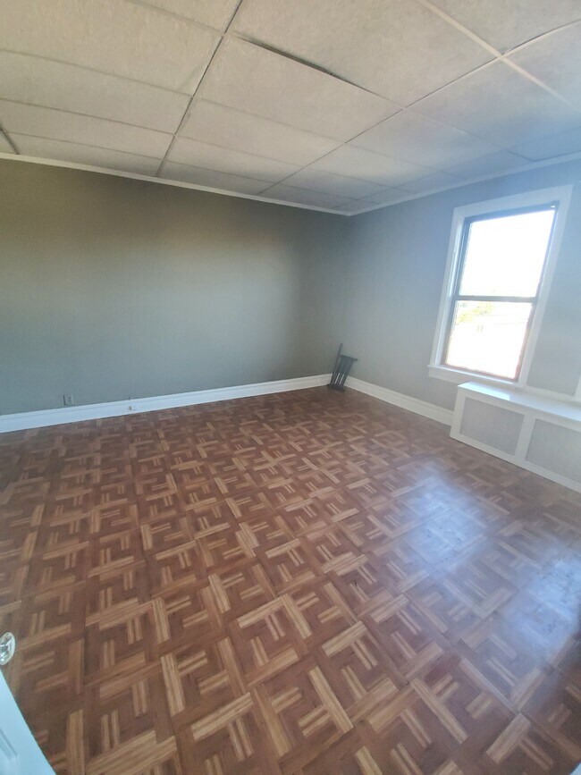 Building Photo - 6686 Fresh Pond Rd
