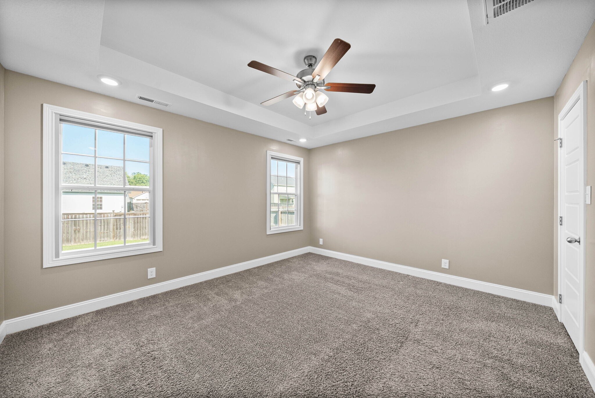Building Photo - 1057 Dublin Dr