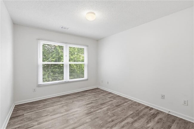 Building Photo - 6430 Barwick Ln