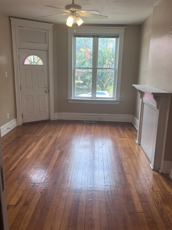 Building Photo - 3461 S Spring Ave