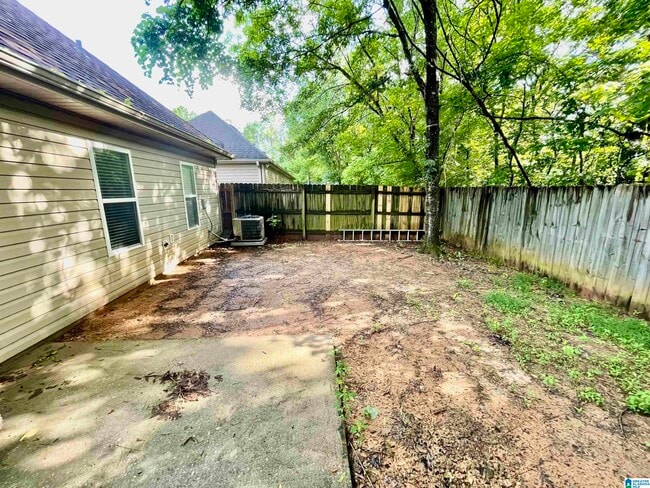 Building Photo - 5389 Cottage Cir