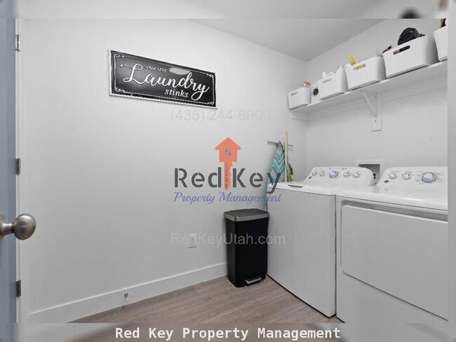 Building Photo - Kings Landing Single Family Home