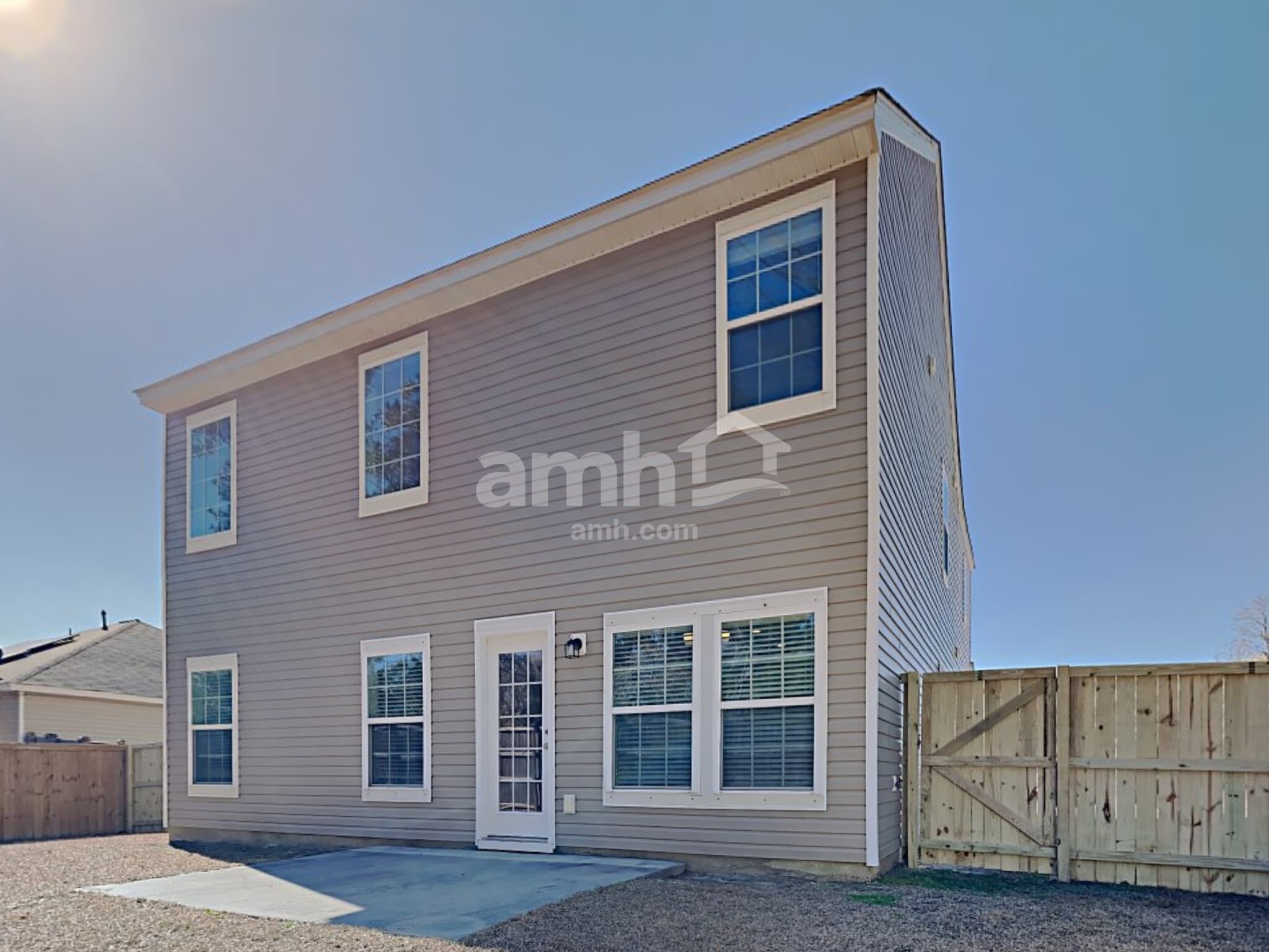 Building Photo - 9675 Spencer Woods Rd