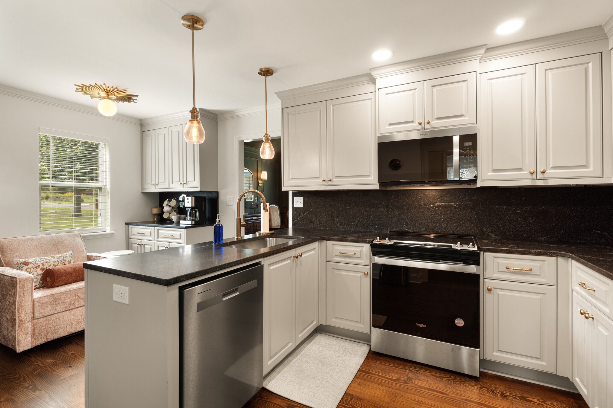 Building Photo - 408 Kemp Dr