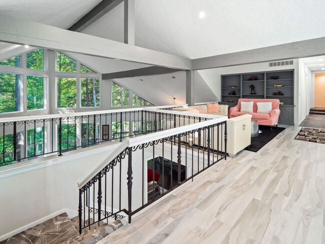 Building Photo - 117 Partridge Ln