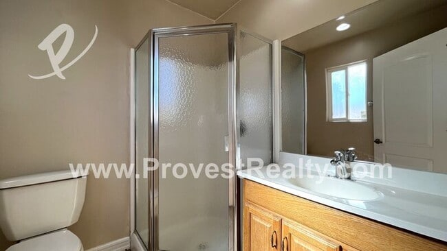 Building Photo - 16319 Spruce St