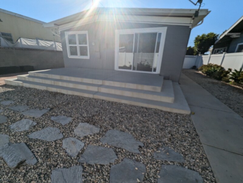 Building Photo - 410 S G St