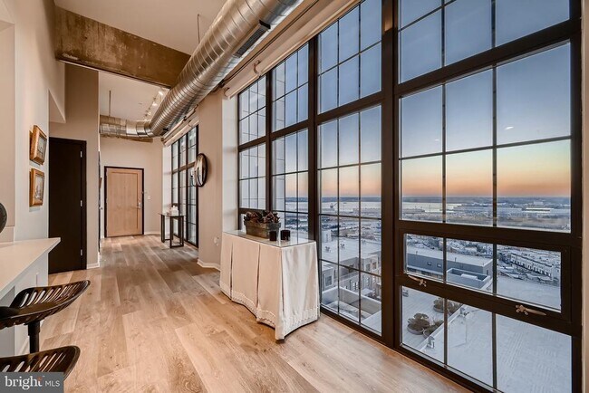 Building Photo - 1200 Steuart St