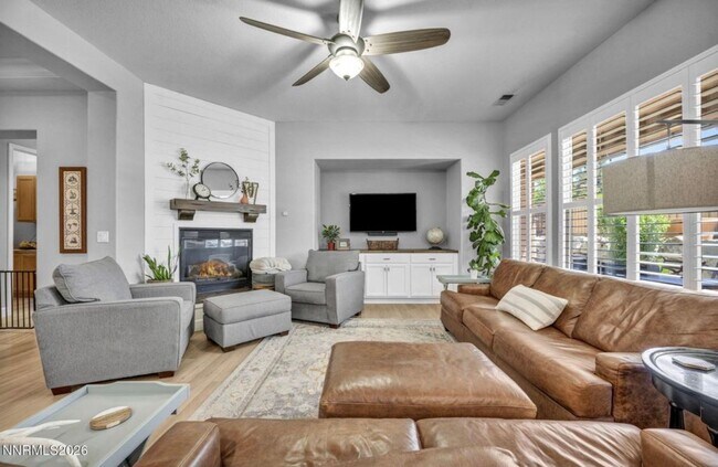 Building Photo - 1658 Bridgeview Ct